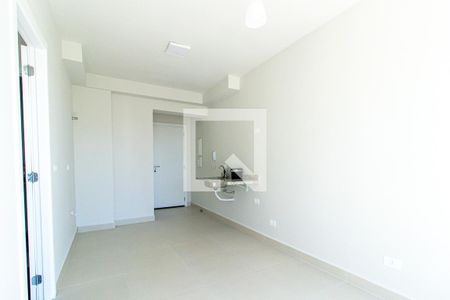 Sala/Cozinha de apartamento para alugar com 1 quarto, 36m² em Parolin, Curitiba