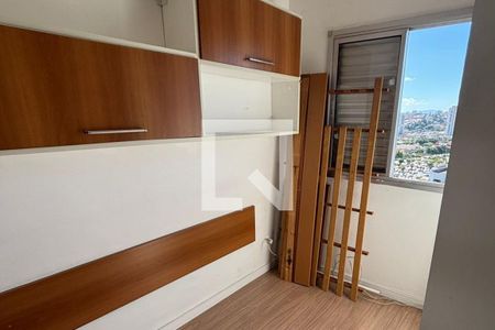 Quarto de apartamento para alugar com 3 quartos, 62m² em Vila Antonieta, São Paulo