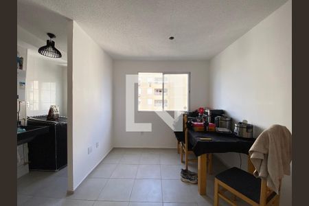 Apartamento para alugar com 2 quartos, 35m² em Del Castilho, Rio de Janeiro