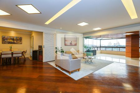 Sala de apartamento para alugar com 3 quartos, 220m² em Vila Suzana, São Paulo