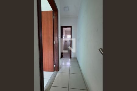 Corredor de casa à venda com 2 quartos, 100m² em Céu Azul, Belo Horizonte