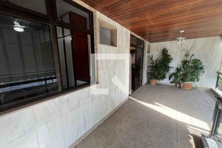 Varanda de apartamento à venda com 3 quartos, 140m² em Jardim Carioca, Rio de Janeiro