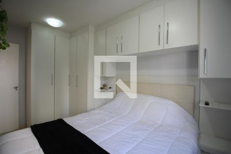 Quarto 1 de apartamento para alugar com 2 quartos, 50m² em Parque Reboucas, São Paulo
