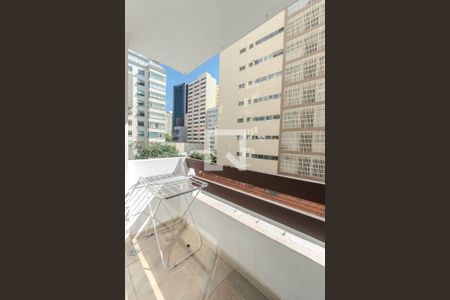 Sacada de apartamento à venda com 2 quartos, 60m² em Consolação, São Paulo