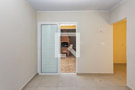 Sala e Cozinha de casa para alugar com 2 quartos, 90m² em Vila Água Funda, São Paulo