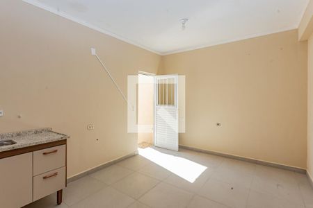 Cozinha de casa para alugar com 2 quartos, 90m² em Vila Água Funda, São Paulo