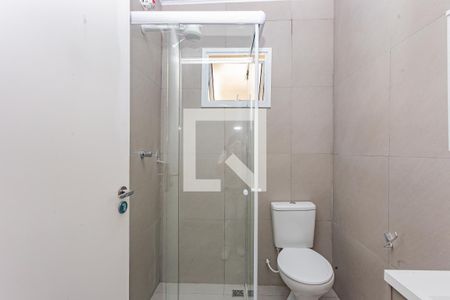 Banheiro de casa para alugar com 2 quartos, 90m² em Vila Água Funda, São Paulo