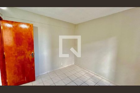 Quarto 1 de apartamento para alugar com 2 quartos, 50m² em Parque Maria Helena, Guarulhos