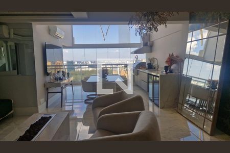 Sala de casa de condomínio à venda com 4 quartos, 330m² em Residencial Quatro (Alphaville), Santana de Parnaíba