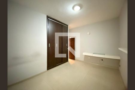 Quarto 1 de casa para alugar com 3 quartos, 300m² em Niteroi, Betim