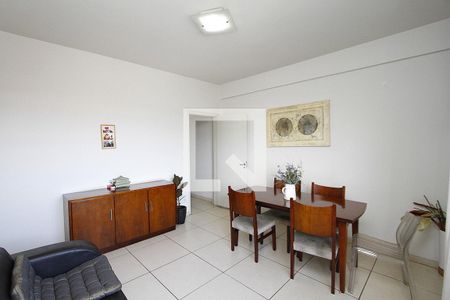 Apartamento à venda com 3 quartos, 80m² em João Pinheiro, Belo Horizonte