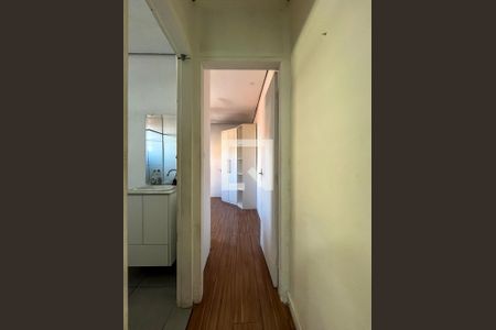 Casa 1 - Corredor de casa à venda com 3 quartos, 200m² em Vila Caraguata, São Paulo