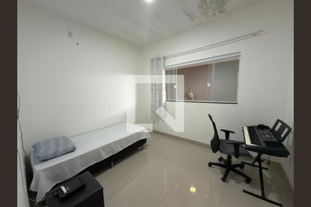 Quarto 01 de casa para alugar com 3 quartos, 300m² em Setor Habitacional Vicente Pires, Brasília