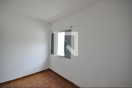 Quarto 2 de casa para alugar com 3 quartos, 580m² em Vila Mazzei, São Paulo
