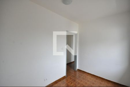 Quarto 2 de casa para alugar com 3 quartos, 580m² em Vila Mazzei, São Paulo