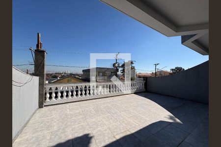 Casa para alugar com 4 quartos, 220m² em Vila Guedes, São Paulo
