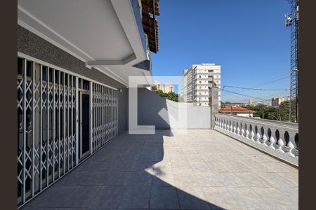 Casa para alugar com 4 quartos, 220m² em Vila Guedes, São Paulo