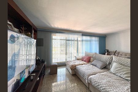 Casa para alugar em Vila Guedes