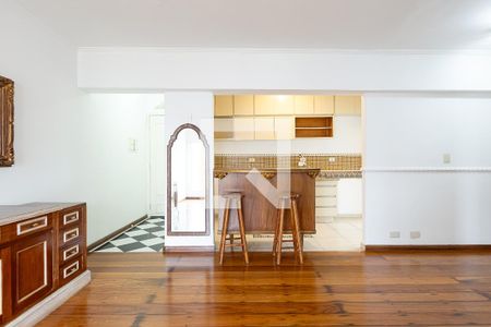 Sala de apartamento para alugar com 2 quartos, 75m² em Vila Olímpia, São Paulo