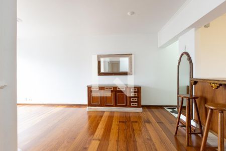 Sala de apartamento para alugar com 2 quartos, 75m² em Vila Olímpia, São Paulo
