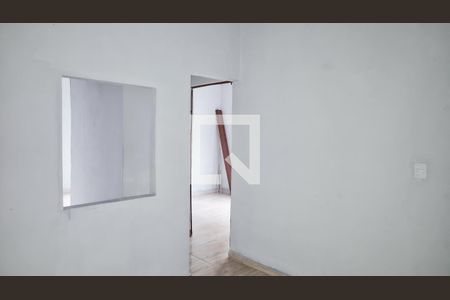Sala de casa para alugar com 2 quartos, 100m² em Vista Alegre, Rio de Janeiro