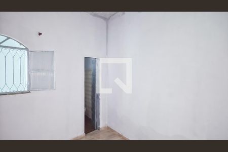 Sala de casa para alugar com 2 quartos, 100m² em Vista Alegre, Rio de Janeiro