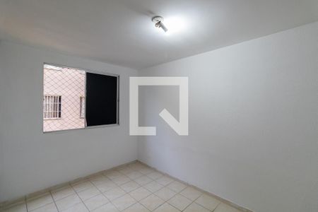 Quarto 2 de apartamento à venda com 3 quartos, 57m² em Guaianases, São Paulo