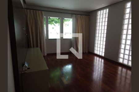 Sala de casa à venda com 3 quartos, 144m² em Planalto Paulista, São Paulo