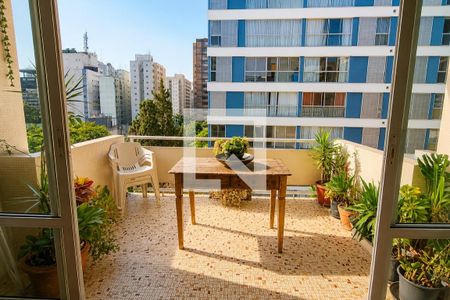 Varanda de apartamento para alugar com 3 quartos, 160m² em Bela Vista, São Paulo