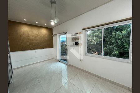 Quarto 2 de casa para alugar com 2 quartos, 80m² em Engenheiro Leal, Rio de Janeiro