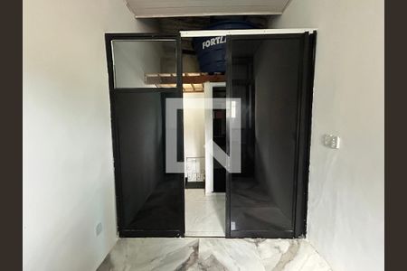 Quarto 1 de casa para alugar com 2 quartos, 80m² em Engenheiro Leal, Rio de Janeiro