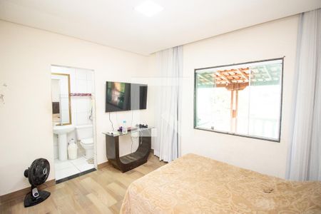 Quarto Suíte de casa à venda com 3 quartos, 360m² em Industrial São Luiz, Contagem