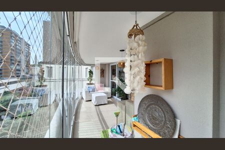Varanda  de apartamento para alugar com 3 quartos, 110m² em Lapa, São Paulo