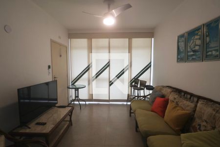 Sala de apartamento para alugar com 3 quartos, 105m² em Barra Funda, Guarujá