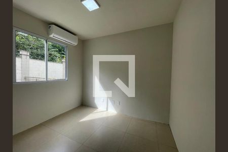 Apartamento à venda com 2 quartos, 60m² em Rondônia, Novo Hamburgo