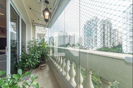 Varanda de apartamento para alugar com 2 quartos, 135m² em Campo Belo, São Paulo