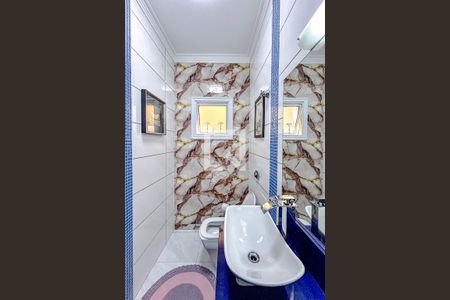 Lavabo de casa à venda com 4 quartos, 200m² em Penha de França, São Paulo