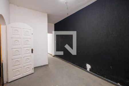 Casa para alugar com 4 quartos, 120m² em Centro, Taubaté