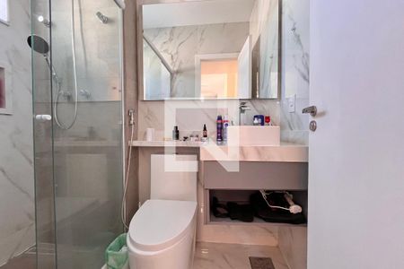 Banheiro  de kitnet/studio para alugar com 1 quarto, 35m² em Copacabana, Rio de Janeiro