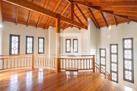 Casa para alugar com 3 quartos, 240m² em Marechal Rondon, Canoas