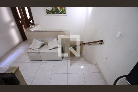Casa à venda com 5 quartos, 240m² em Vila Ema, São Paulo