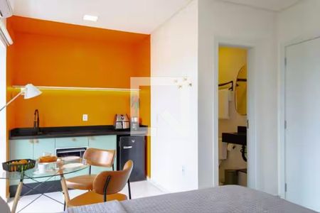Cozinha de apartamento para alugar com 1 quarto, 25m² em Campeche, Florianópolis