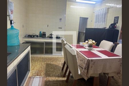 Casa à venda com 4 quartos, 200m² em Realengo, Rio de Janeiro