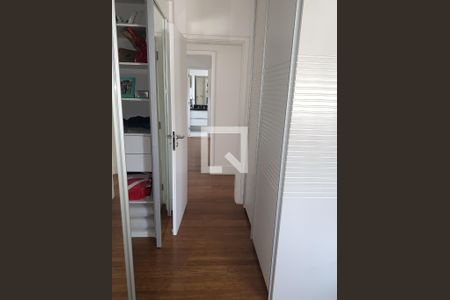 Corredor de apartamento à venda com 3 quartos, 137m² em Vila Morumbi, São Paulo