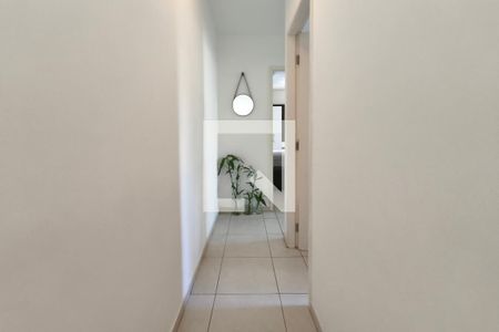 Corredor - Quartos de apartamento à venda com 2 quartos, 59m² em Jardim Santa Eudoxia, Campinas