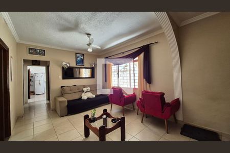 Sala de casa à venda com 3 quartos, 250m² em Jardim Ocara, Santo André