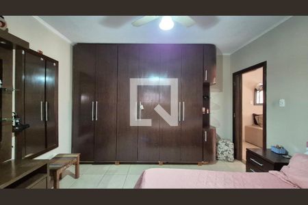 Quarto de casa à venda com 3 quartos, 250m² em Jardim Ocara, Santo André