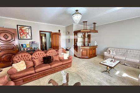 Sala de casa à venda com 4 quartos, 354m² em Vila Galvão, Guarulhos