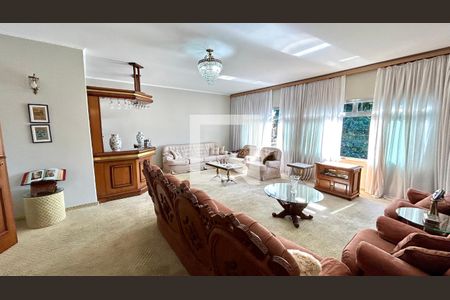 Sala de casa à venda com 4 quartos, 354m² em Vila Galvão, Guarulhos