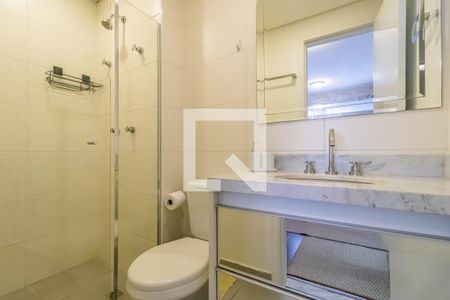 Banheiro da Suíte de apartamento para alugar com 1 quarto, 66m² em Empresarial 18 do Forte, Barueri